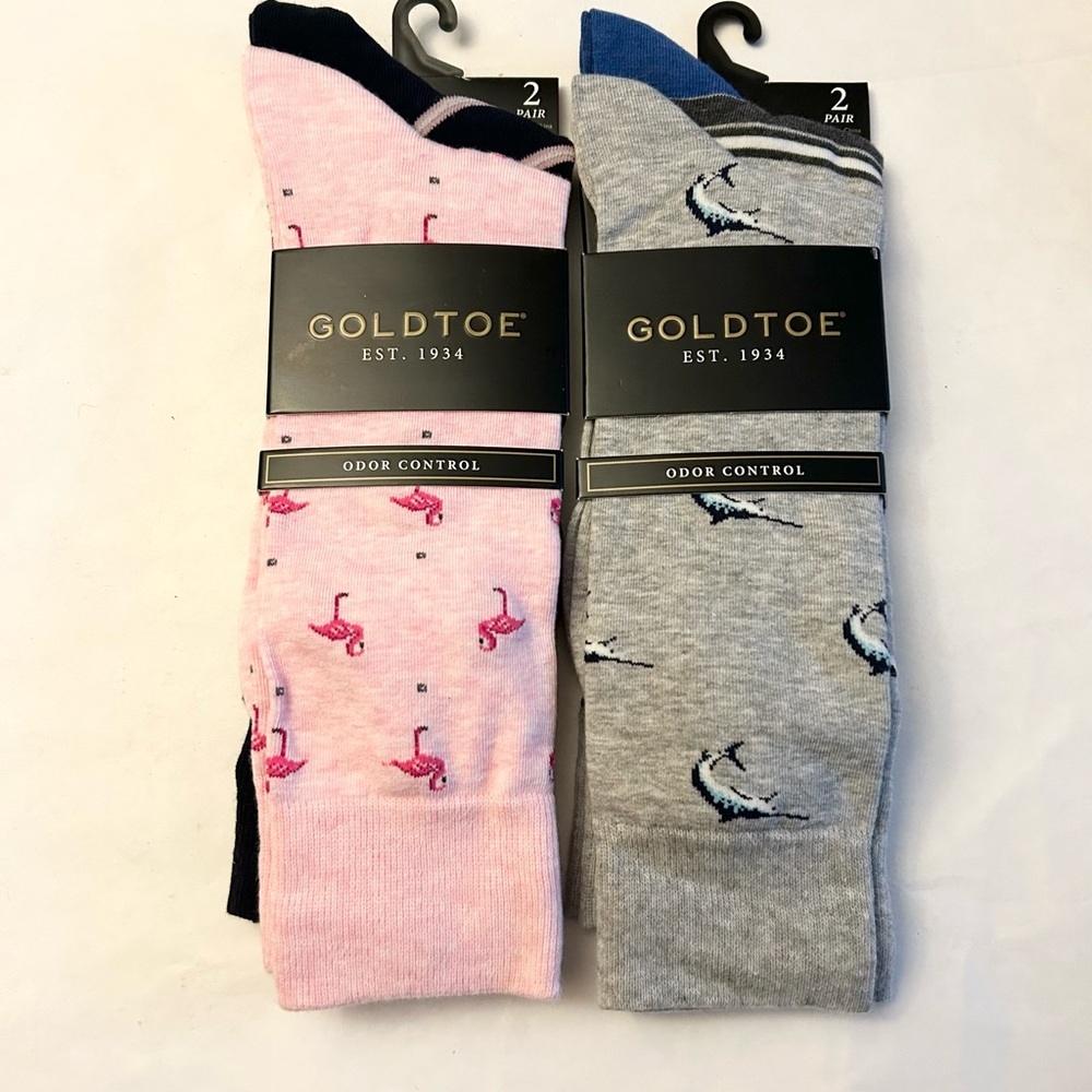 Gold toe 4 Pairs of Men’s Socks Shark Flamingo Size 6 to 12 NWT - Picture 2 of 5